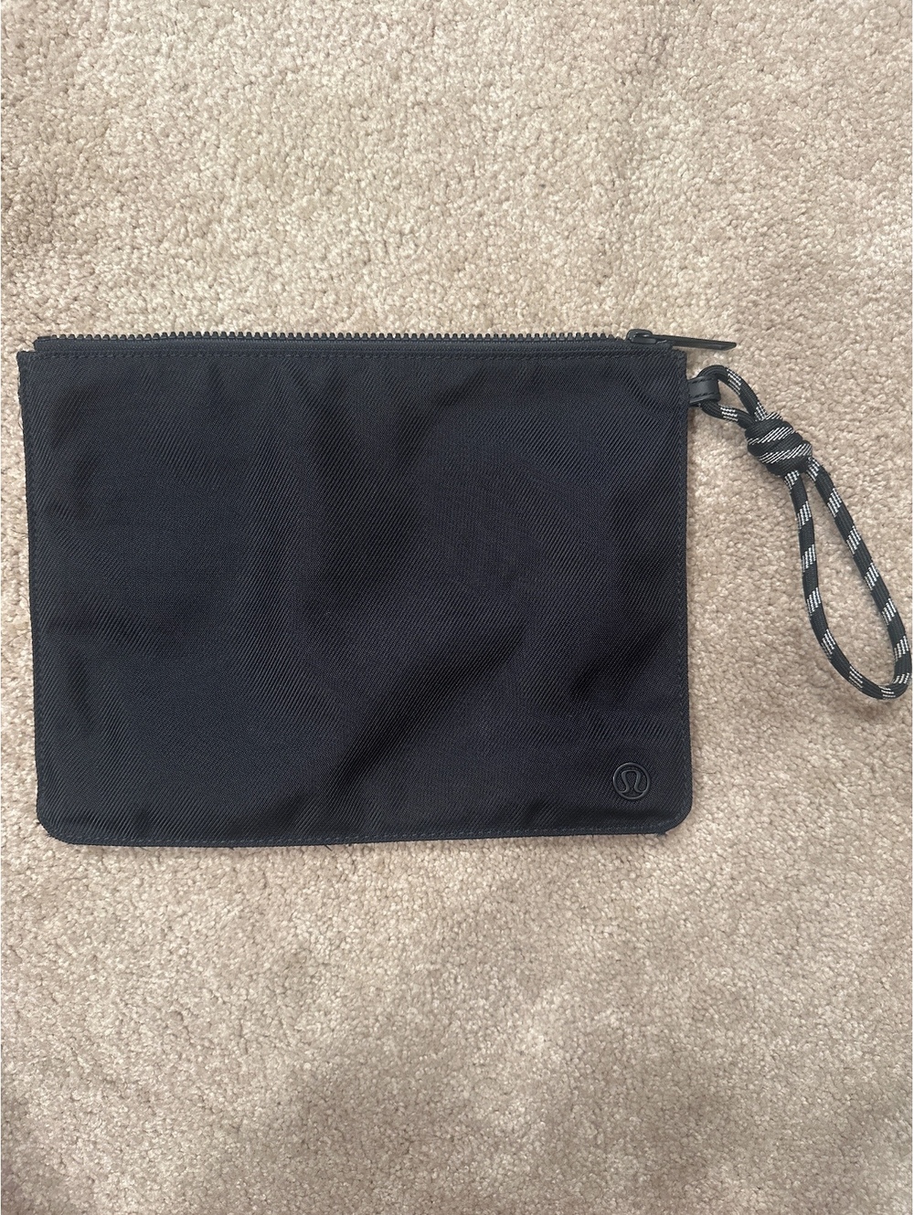 (4)Lululemon Black Wristlet Pouch